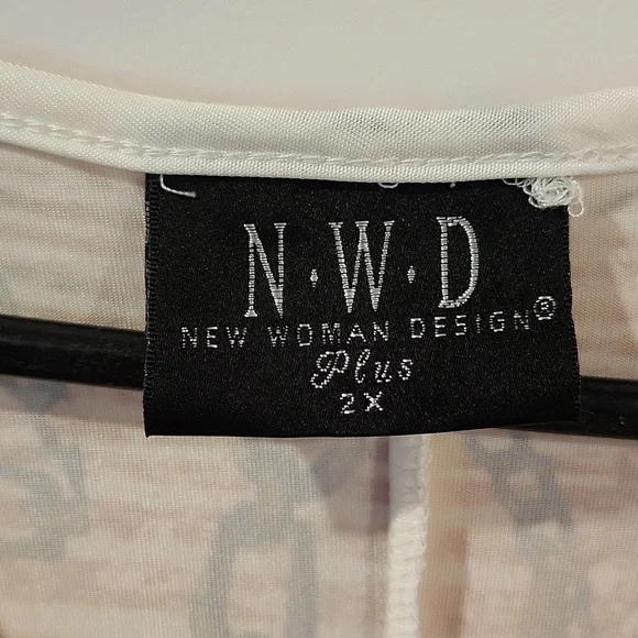 Chic Women's Blouse with Orange and Brown Design - Picture 2 of 3